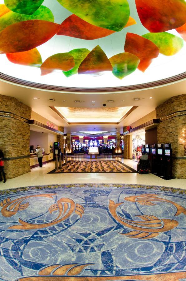 Mohegan Pennsylvania - Adults Only Wilkes-Barre Dış mekan fotoğraf